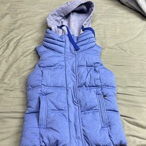 Athleta puff hooded puffer vest XS periwinkle NWOT